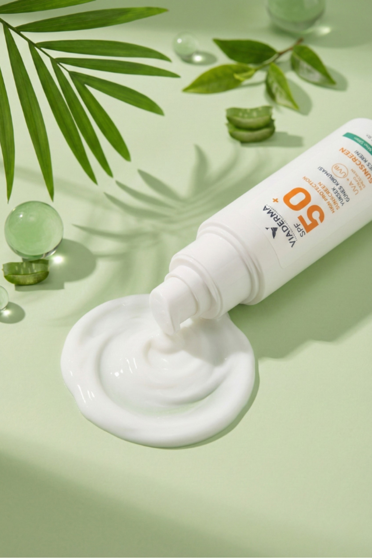 Akne Karşıtı SPF 50 Yüz Ve Vücut Güneş Kremi Akneye Meyilli & Karma Ciltler - Bisabolol